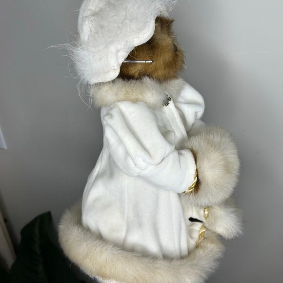 “Victoria” The Bearington Collection Retired Plush Bear W Tags 1082 14" Ivory - Picture 5 of 8